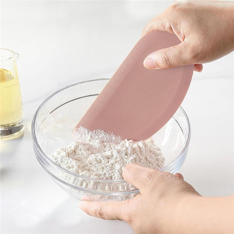 AEE2-Silicone Bowl Scraper Fle - Dough Scraper Curved ulasan dan harga
